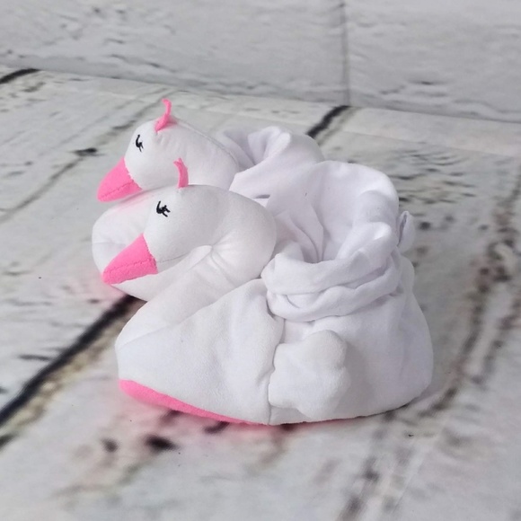 Cloud Island Baby Girl Swan Crib Booties - Picture 3 of 6